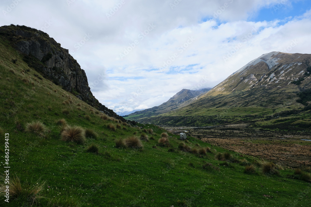 Fototapeta premium landscape with mountains at mt Sunday in new zealand