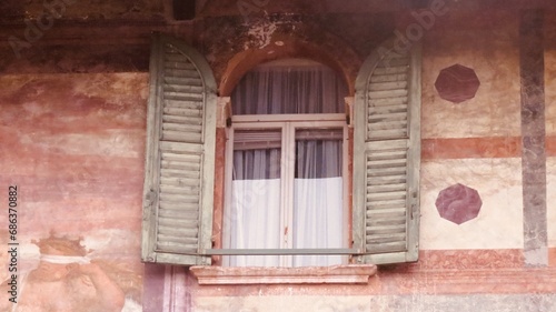 Ventana veneciana