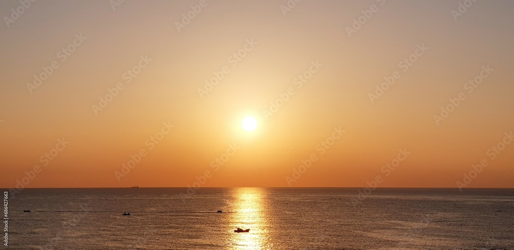 새벽 하늘과 바다, 아름답고 멋진 바다 풍경 해돋이(일출) 영덕바다