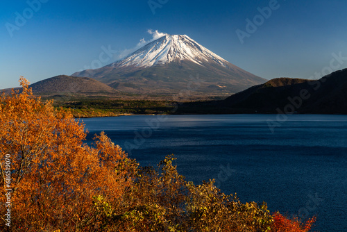                                     Mt. Fuji and Lake Motosu in autumn foliage