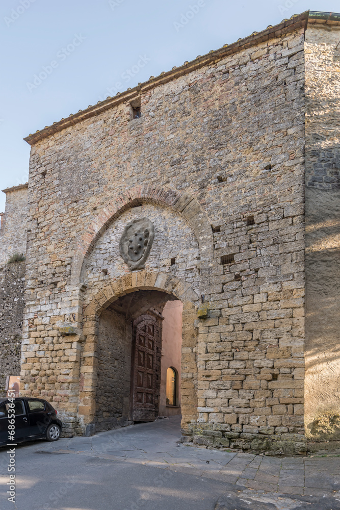 outer side of Fiorentina door, Volterra, Italy
