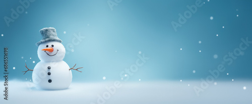 bannière web avec bonhomme de neige sur fond bleu - format panoramique © Fox_Dsign