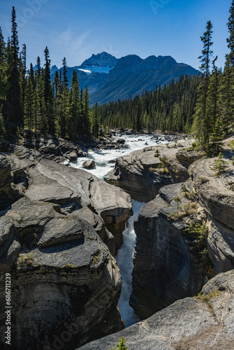 Fototapeta Naklejka Na Ścianę i Meble -  River and waterfall British Columbia 