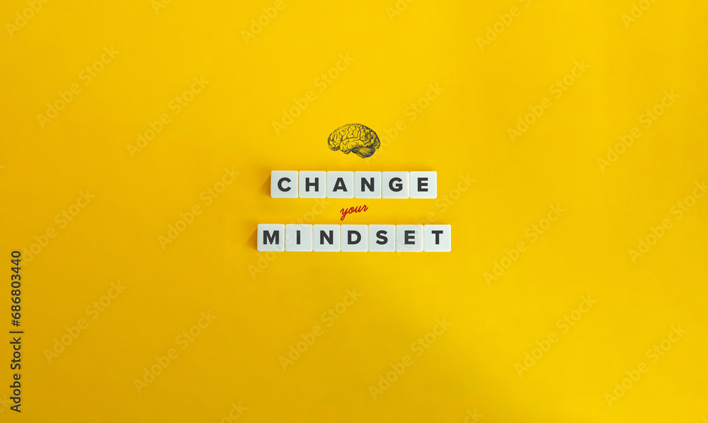 Change Your Mindset Phrase and Concept Image. Shift Your Perspective, Embracing a New Belief. Block Letter Tiles on Yellow Background. Minimalist Aesthetics. - obrazy, fototapety, plakaty 