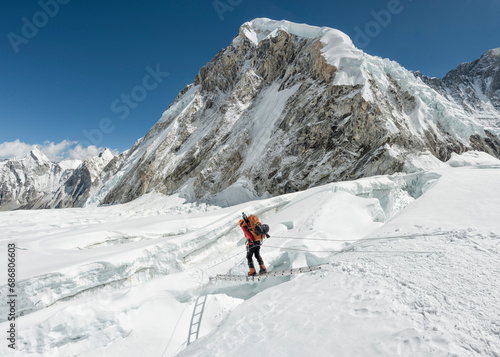 Nepal, Solo Khumbu, Everest, Sagamartha National Park, Mountaineer crossing icefall at Western Cwm