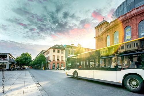 Bus in der Stadt Mainz, Deutschland  photo