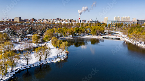 Snow scene in Nanhu Park, Changchun, China after the first snowfall © xiaowei