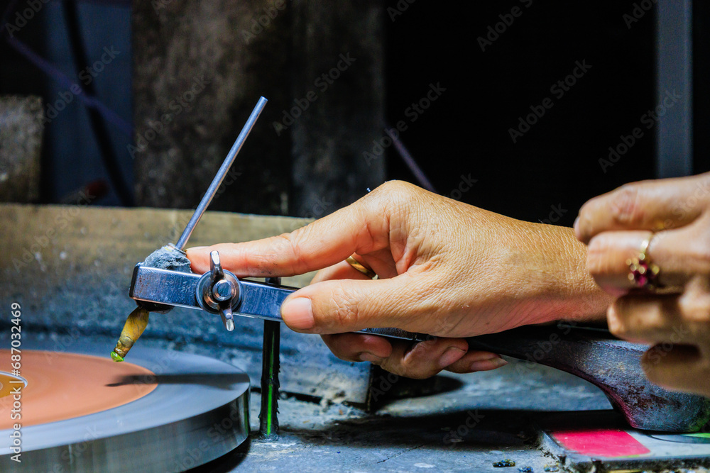 Fototapeta premium Gem and jewelry cutting gemstone cutting