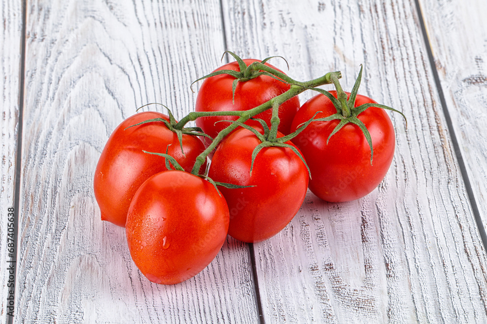 Raw red Flamenco tomato branch Raw red Flamenco tomato branch