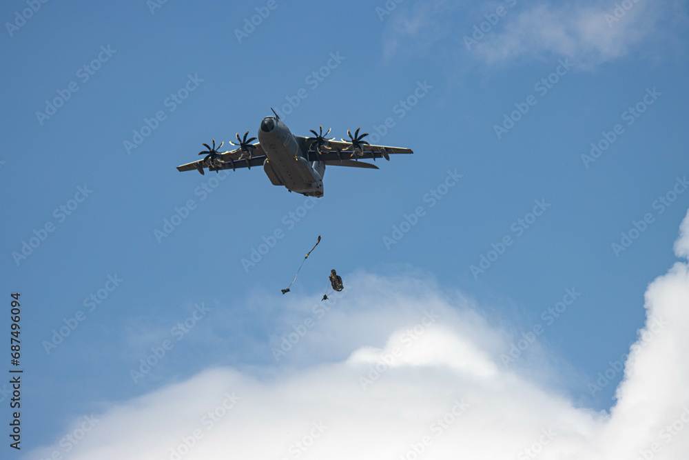 A400 M of the German Air Force dropping paratroopers A400 M of the German Air Force dropping paratroopers