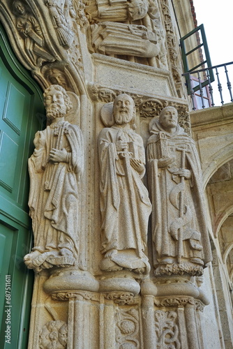 Statues on the facade of the 'Colexio de San Xerome' in Santiago de Compostela. San Pedro, San Pablo and Santo Domingo de Guzmán 
Santiago de Compostela, Galicia, Spain 10092023