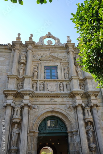 Building of the 'Colexio de Fonseca' on 'Rúa do Franco' street in Santiago de Compostela. It currently houses the 'Biblioteca Xeral da Universidade' Santiago de Compostela, Galicia, Spain 10092023