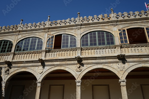 Cloister of the 'Colexio de Fonseca' on 'Rúa do Franco' street in Santiago de Compostela Santiago de Compostela, Galicia, Spain 10092023