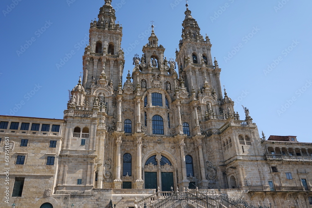 Baroque facade of the 'Praza do Obradoiro' of the Cathedral of Santiago de Compostela Santiago de Compostela, Galicia, Spain 10092023