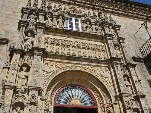 Facade of the hotel 'Hostal dos Reis Católicos' in the 'Praza do Obradoiro' in the city of Santiago de Compostela Santiago de Compostela, Galicia, Spain 10092023
