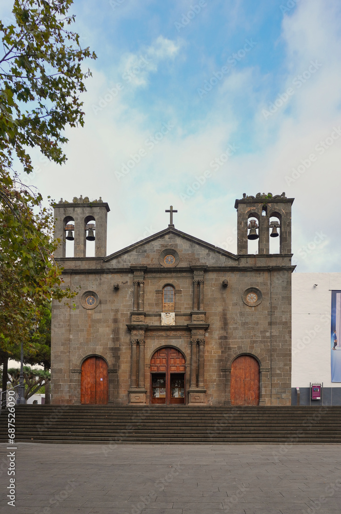 Fototapeta premium Sanctuary of Cristo de los Dolores in Tacoronte (Tenerife, Canary Islands). This 17th century temple houses the venerated image of the Christ of Tacoronte. 