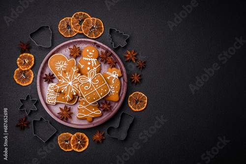 Delicious gingerbread cookies with honey, ginger and cinnamon © chernikovatv