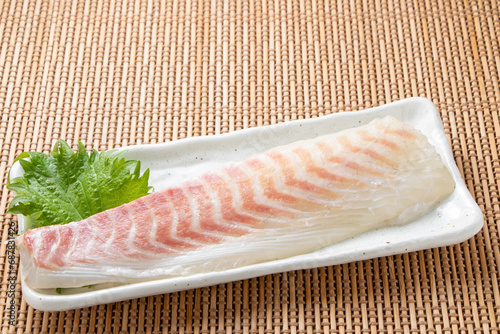 鯛(タイ)のサク。
