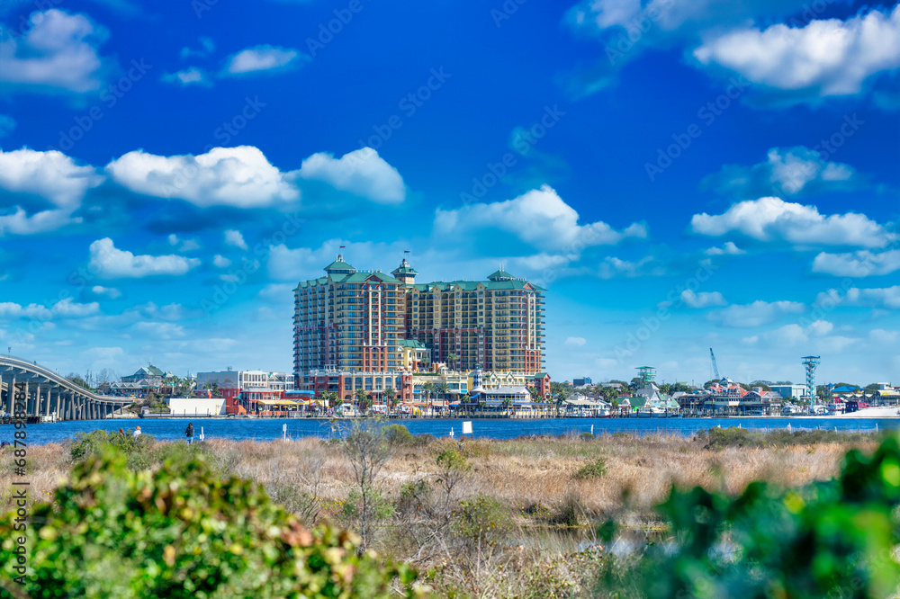 Fototapeta premium Destin skyline with bridge and buildings, Florida