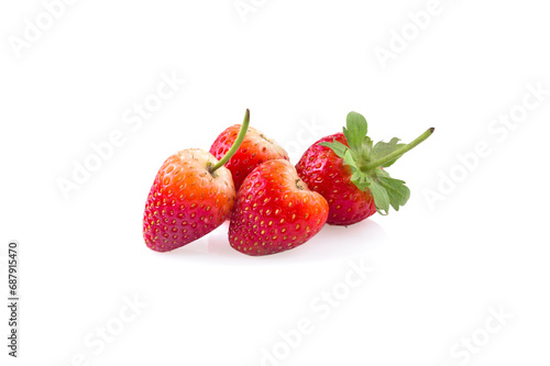 Fototapeta Naklejka Na Ścianę i Meble -  Fresh strawberries isolated on white background
