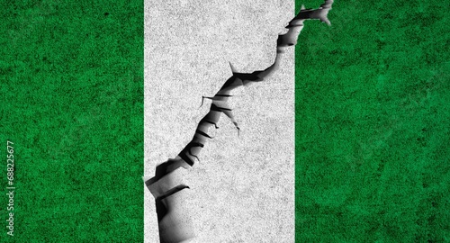 Fotografía Nigeria flag on cracked wall background