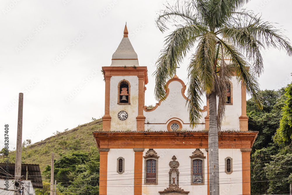 igreja na cidade de Sabará, Estado de Minas Gerais, Brasil