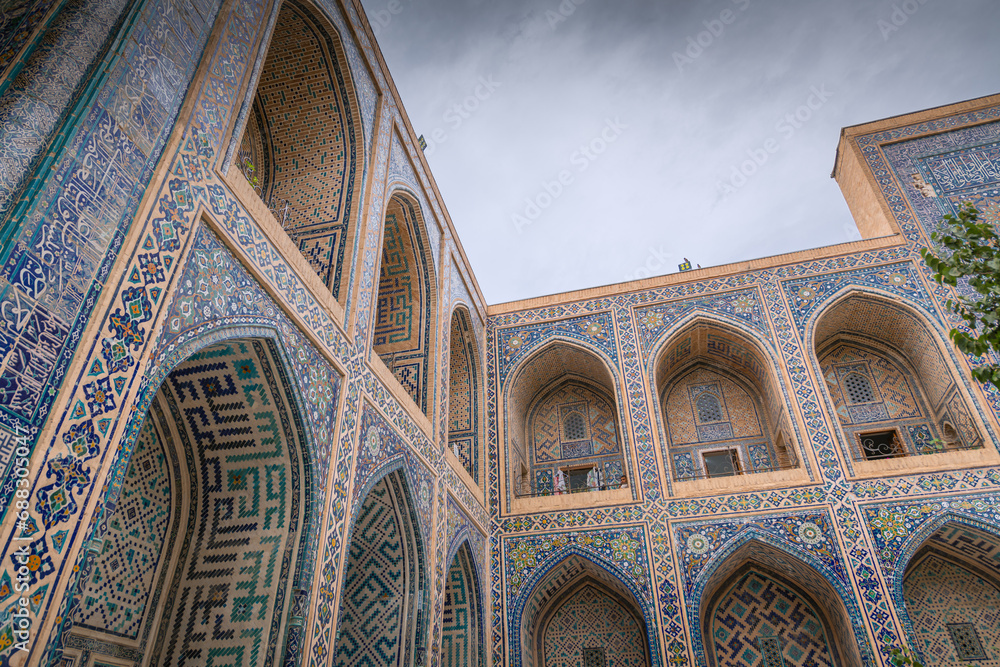 Colorful exterior of tilya-kori madrasah, Samarkand Registan