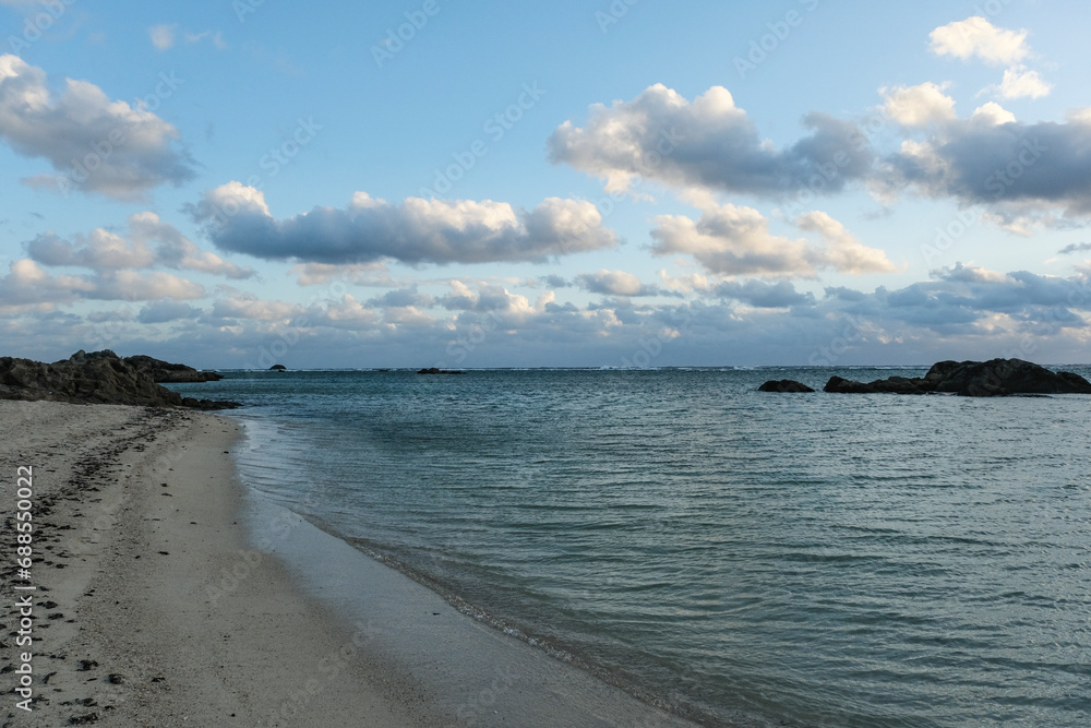 Fototapeta premium 早朝の奄美大島の土盛海岸