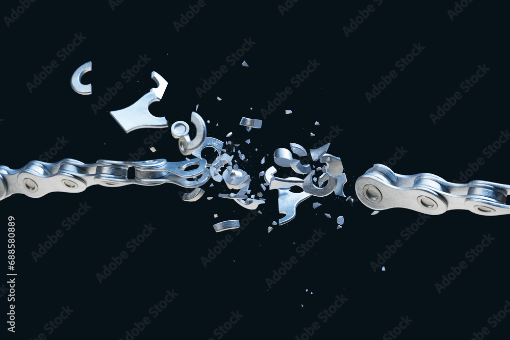 Dramatic High-Speed Photography of a Metal Chain Breaking