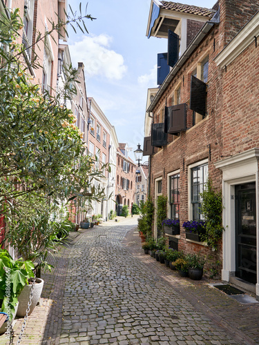 Fototapeta Naklejka Na Ścianę i Meble -  A beautiful little street in the Hanseatic city of Deventer