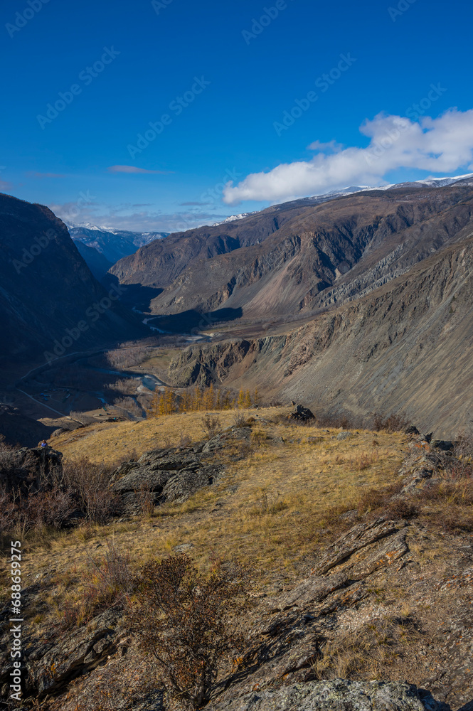 View of Chulyshman valley in Altay mountains in the autumn