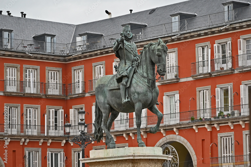 Madrid, la statua equestre di Filippo III, Plaza Mayor - Spagna Madrid, la statua equestre di Filippo III, Plaza Mayor - Spagna