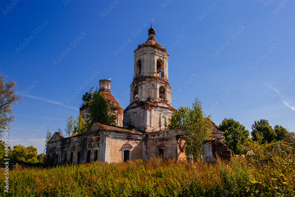 Abandoned Church of the Annunciation of the Blessed Virgin Mary in Tver oblast Abandoned Church of the Annunciation of the Blessed Virgin Mary in Tver oblast