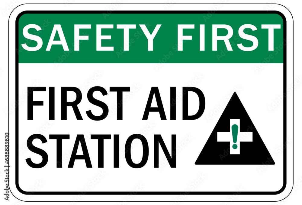 First aid station sign - obrazy, fototapety, plakaty 
