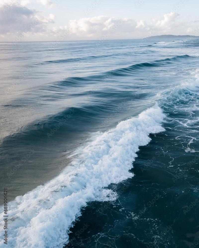 Fototapeta premium aerial view of waves in the ocean