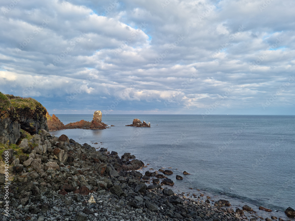 This is the beach scenery of Jeju Island.