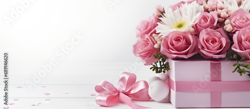 Flower arrangement in pink ...