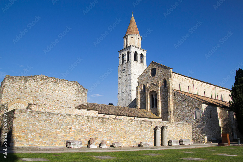 Basilica di Santa Maria Assunta (Italian: Basilica Patriarcale di Santa Maria Assunta) is the principal church in the town of Aquileia, in the Province of Udine and the region of Friuli Venezia Giulia