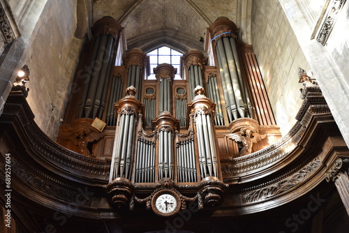 Grand orgue de l'église Saint-Merri à Paris. France
