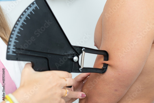 Clínica de Rehabilitación, varios modelos de diferentes edades y genero