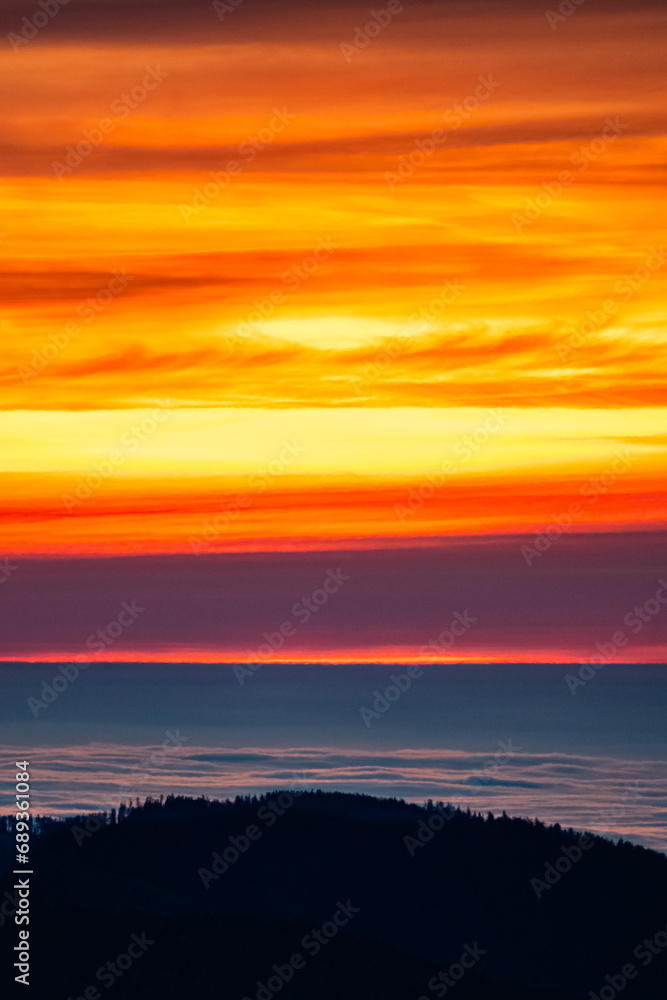 Sonnenaufgang - Hochlantsch - Rennfeld - Almenland - Teichalm - Steiermark - Morgenrot Sonnenaufgang - Hochlantsch - Rennfeld - Almenland - Teichalm - Steiermark - Morgenrot