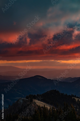 Sonnenaufgang - Hochlantsch - Rennfeld - Almenland - Teichalm - Steiermark - Morgenrot © Christoph Trois