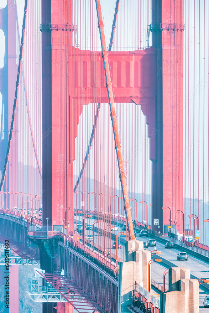 Fototapeta premium Close-up view of Golden Gate bridge, one of the world's most famous attractions, photographed from Vista Point. San Francisco city, California, USA.