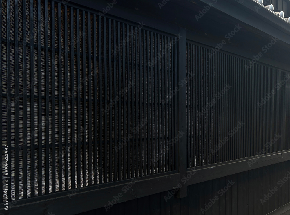 Obraz premium 日本家屋の古い格子戸