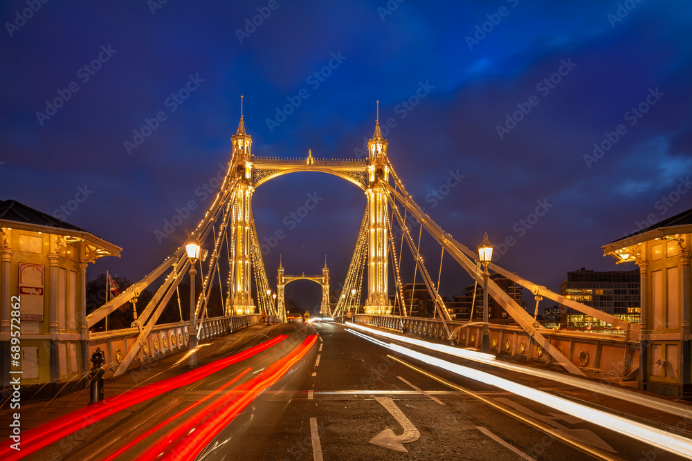 best view london albert bridge - obrazy, fototapety, plakaty 