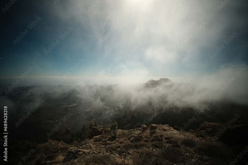 Fototapeta premium clouds in the mountains