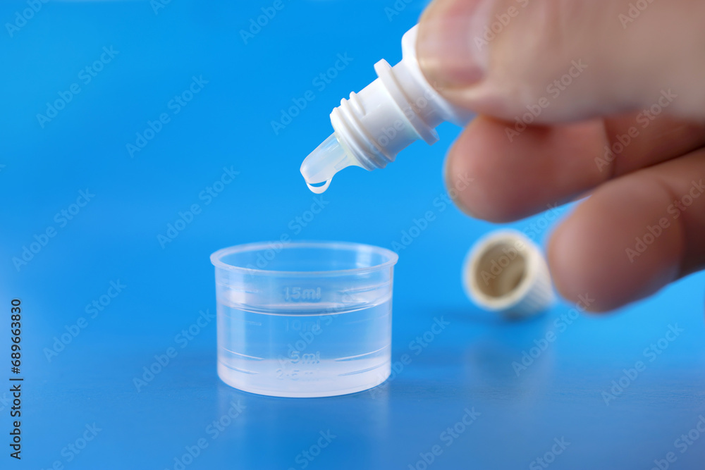 The medicinal solution is prepared by dripping the medicine into a measuring cup with water. Treatment and prevention of health. The medicinal solution is prepared by dripping the medicine into a measuring cup with water. Treatment and prevention of health.