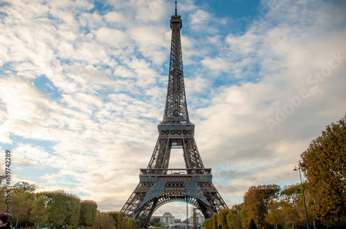 Fototapeta Naklejka Na Ścianę i Meble -  エッフェル塔　Tour Eiffel