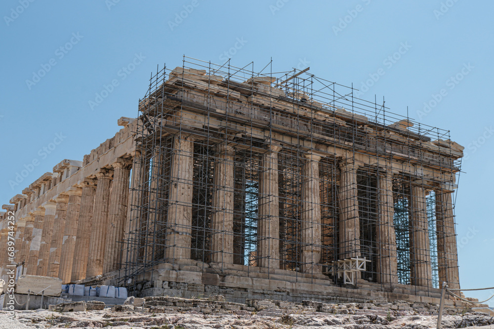 Front face of the Athenian parthenon