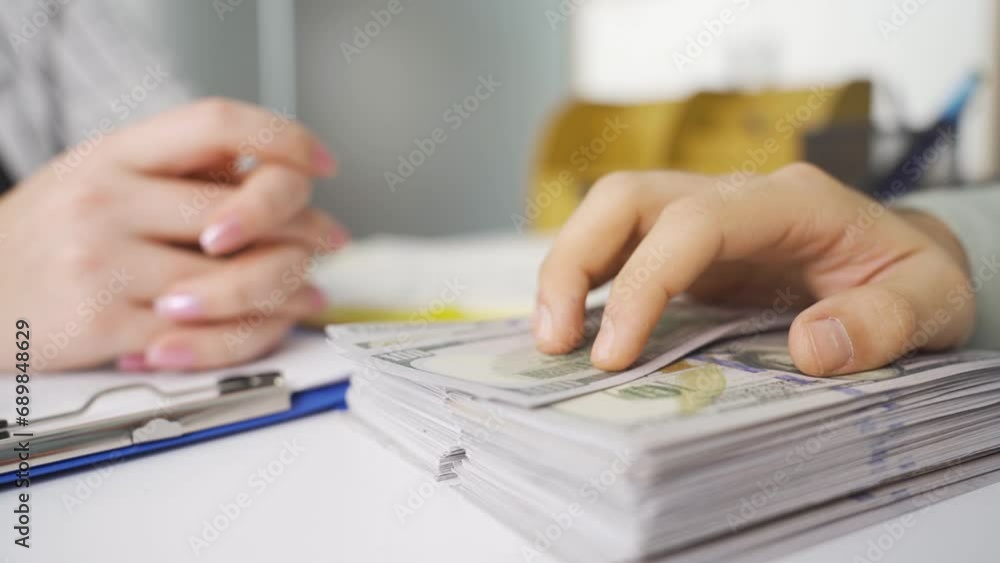 Financial decision, investing money. Financial decision, investing money.